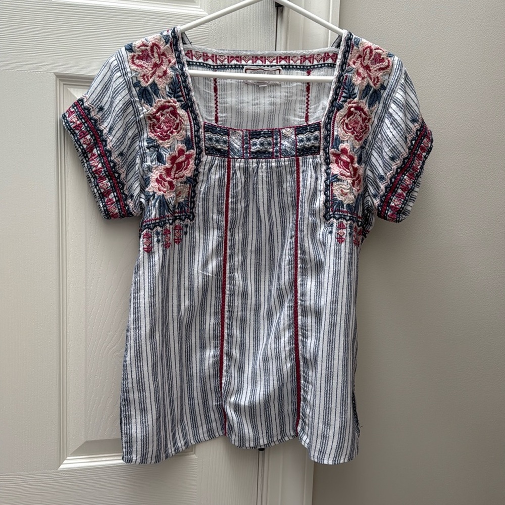 Johnny Was Embroidered S/S Top